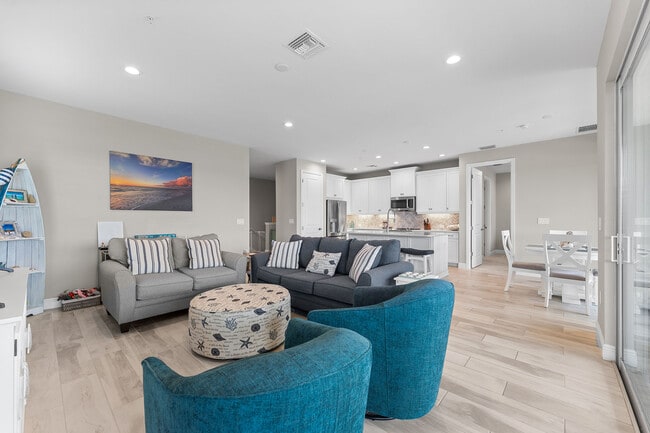 Building Photo - 2609 Seychelles Cir