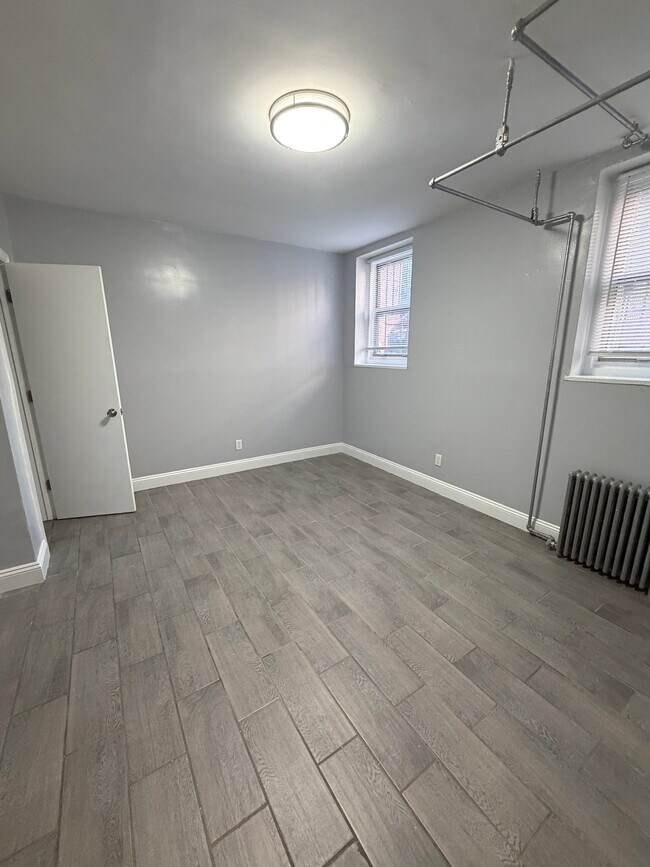 Building Photo - 68 Elmwood Ave