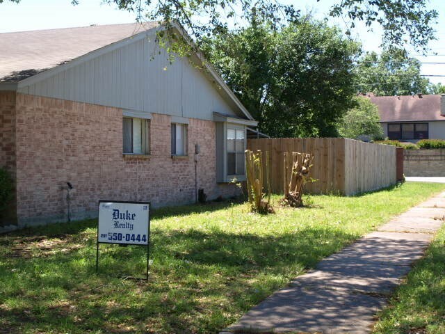 Building Photo - 7543 Andiron Cir