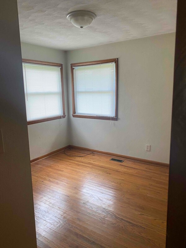 Building Photo - 3583 N County Rd 225 W