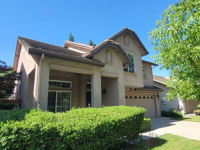 Building Photo - COMING SOON!!! Prime Sacramento Location!