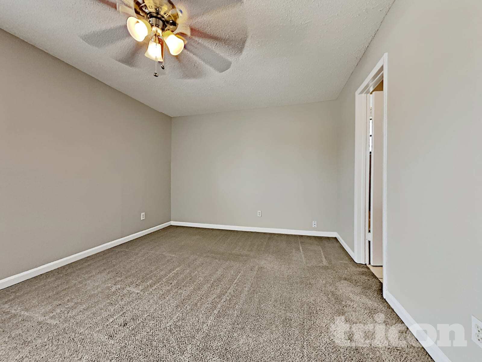 Building Photo - 5008 Dollarway Ct