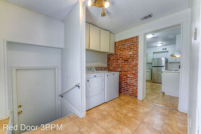 Building Photo - 4 br, 2 bath House - 1175 Mt. Moriah Rd