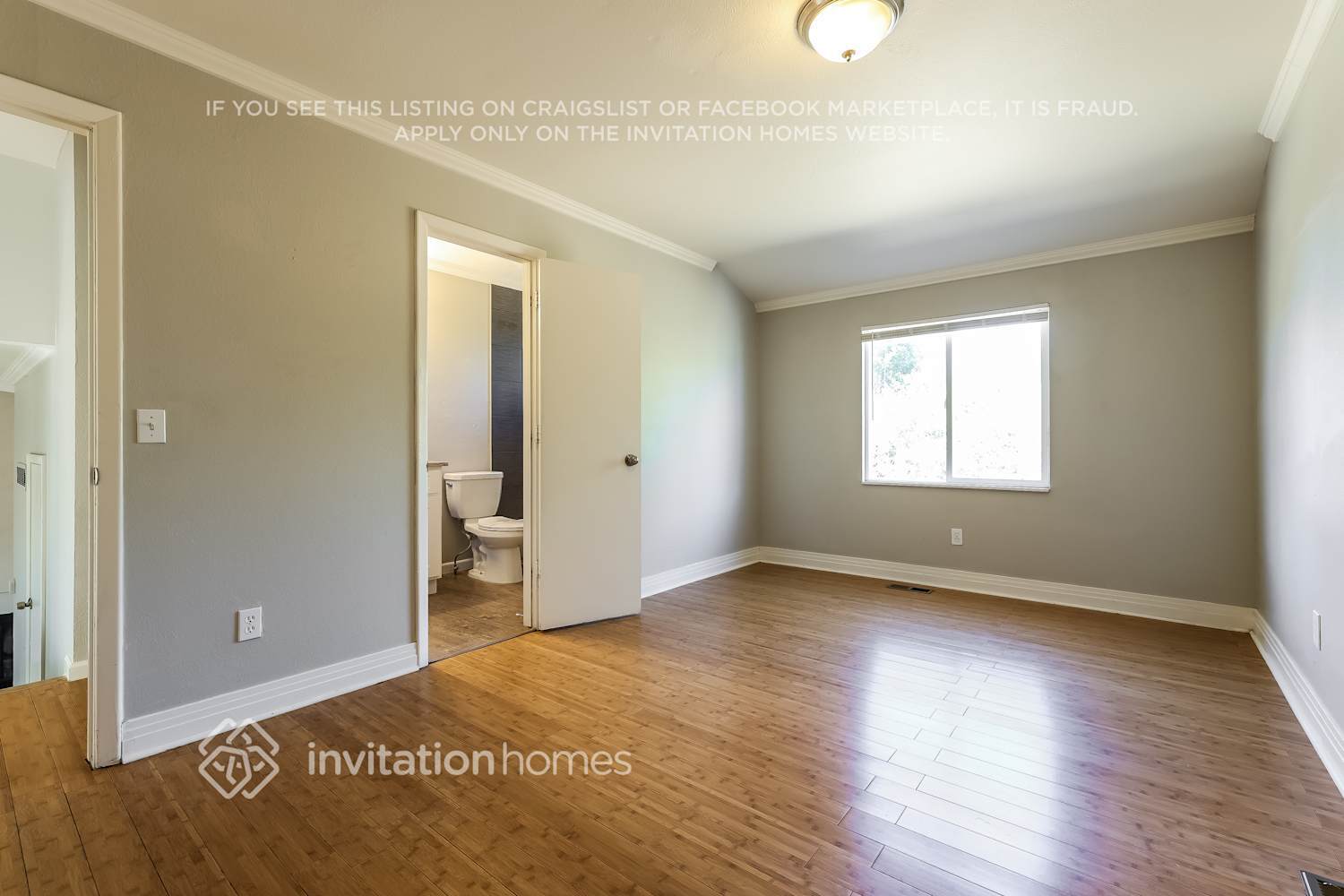 Building Photo - 4817 S Pitkin Way