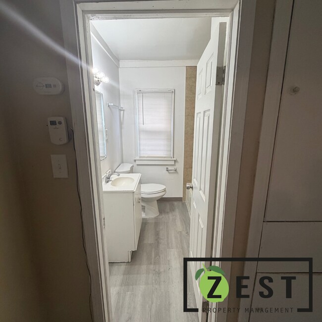 Building Photo - 15765 Washburn St