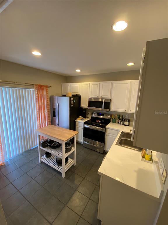 Building Photo - 16326 Swan View Cir