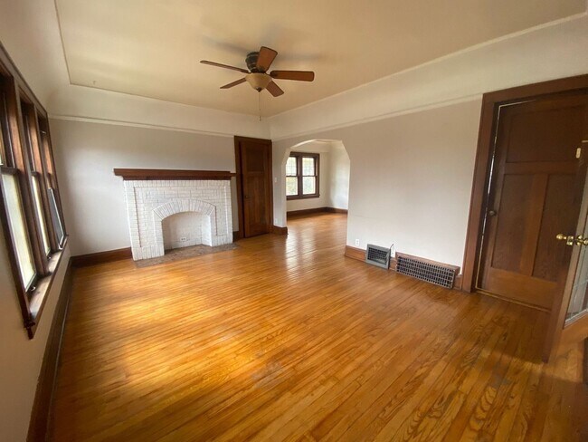 Building Photo - 72nd Street - 2257-59