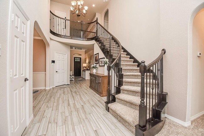 Building Photo - 3342 Breeze Bluff Way