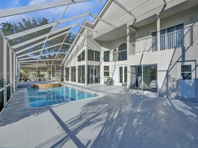 Building Photo - 4310 NW 63rd Ave