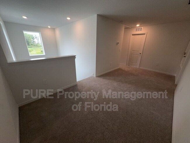 Building Photo - 1304 NW 48th Terrace