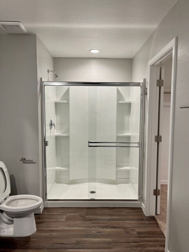 Building Photo - COMING SOON!! Home in Litchfield Park at Canyon Views! 5bd 3ba! Mountain Views!