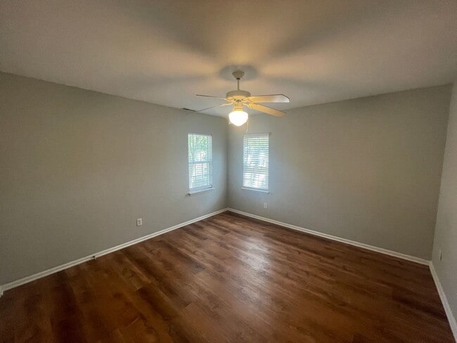 Building Photo - MOVE IN SPECIAL $500 Security Deposit, 1/2 off a month's rent with approved Credit background UNC...
