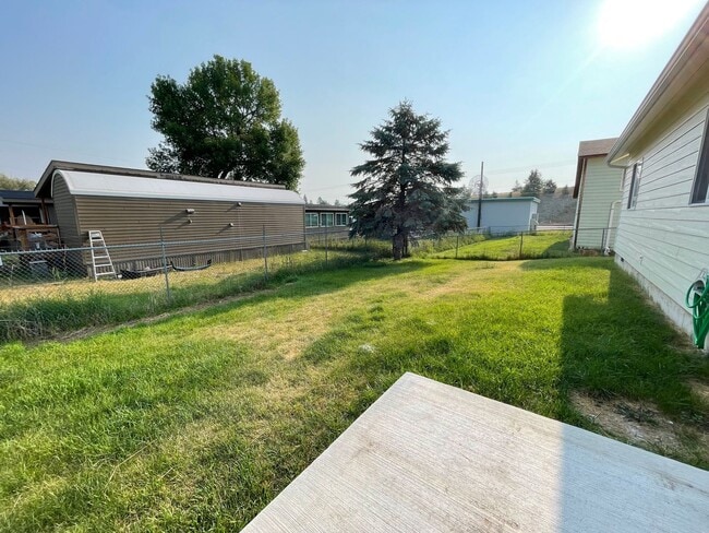 Building Photo - 105 Ben Williams Ln