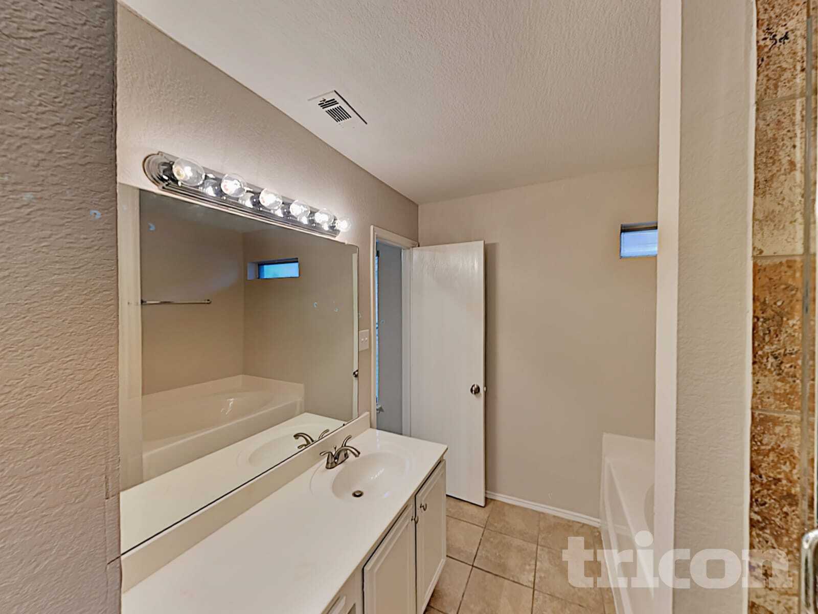 Building Photo - 1832 McNeely St