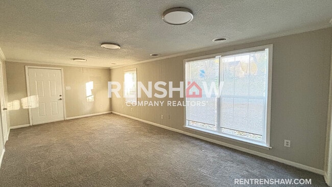 Building Photo - 1911 Quinn Ave