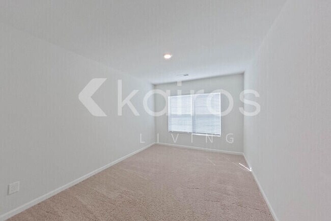 Building Photo - 354 Common Reed Dr