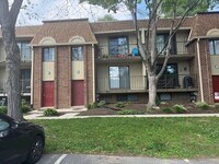 Building Photo - 326 Saybrook Ln