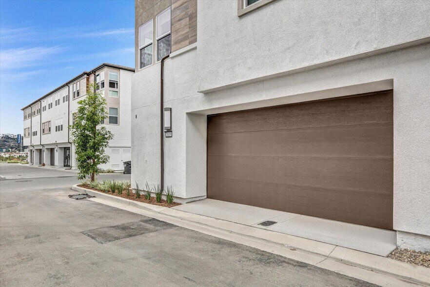 Building Photo - 2618 Everly Dr