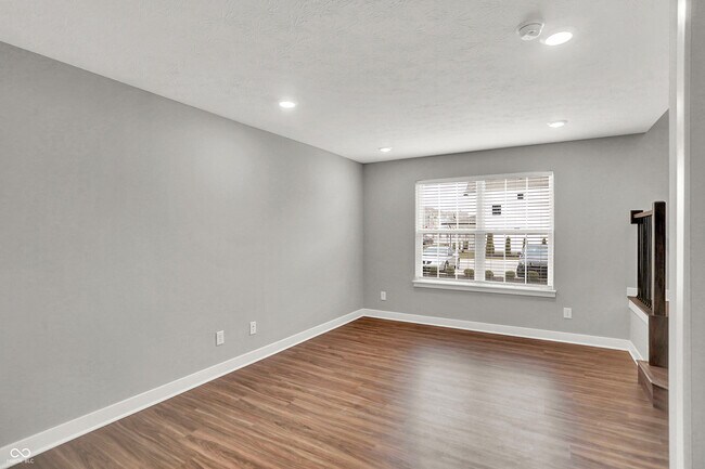 Building Photo - 3517 Buckner Dr