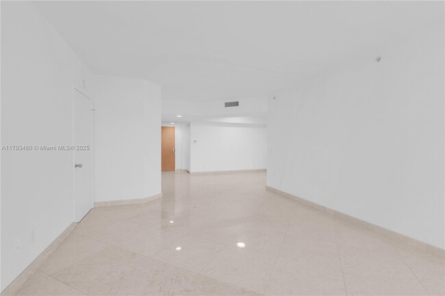 Building Photo - 21205 Yacht Club Dr