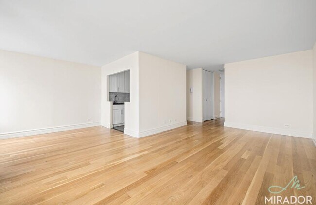 Building Photo - 1 bedroom in New York NY 10023