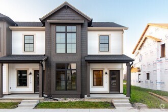 Building Photo - 2011 Aikman Dr