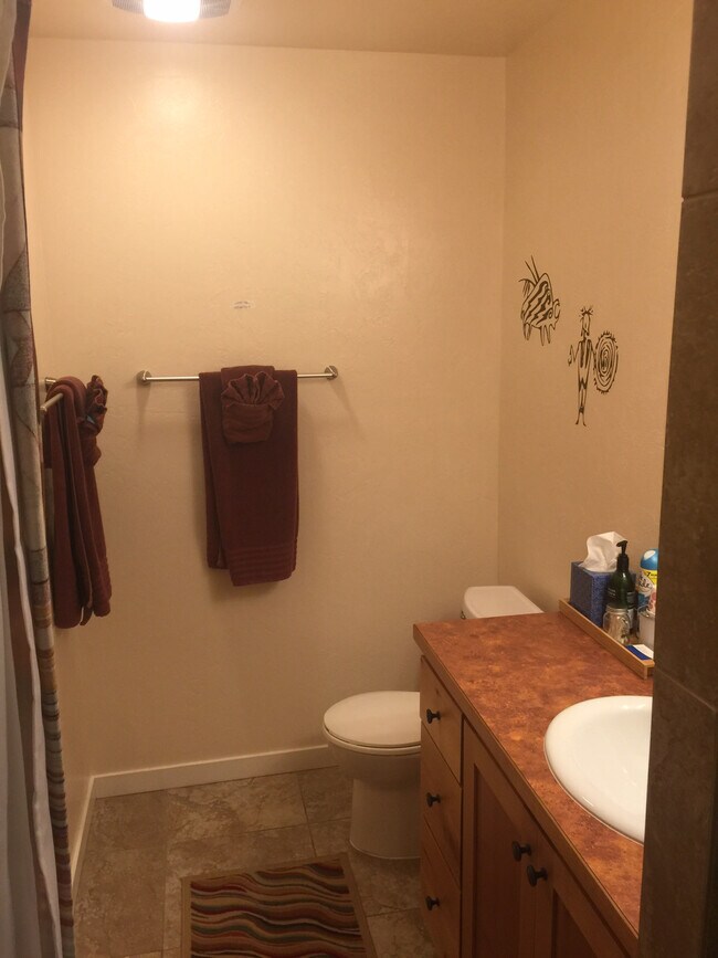 Building Photo - 3366 Oleander Ln