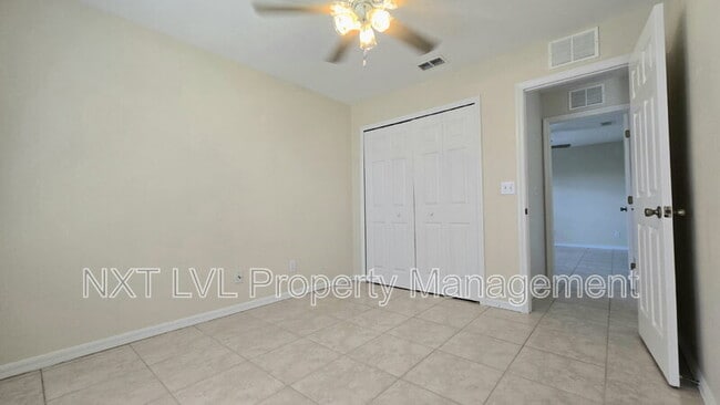 Building Photo - 342 NE 17th St