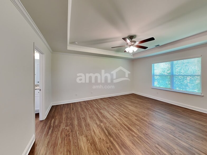 Building Photo - 5115 Hudson Vly Dr