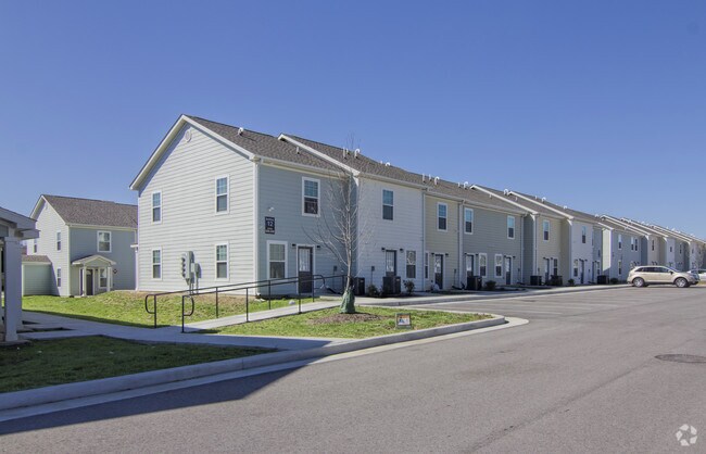 Building Photo - Hallmark Station