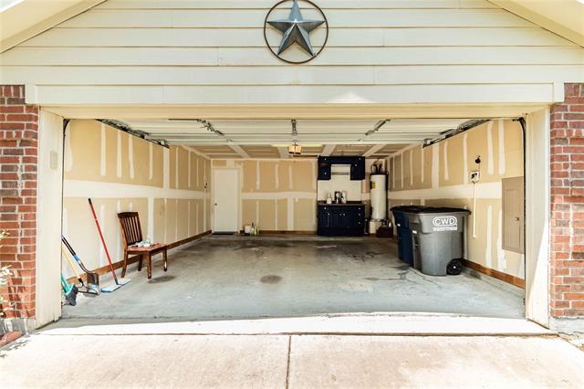 Building Photo - 1218 Bellevue Dr