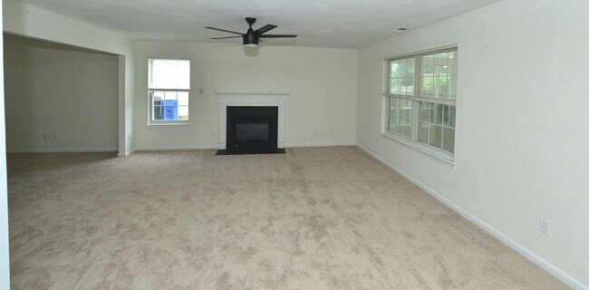 Building Photo - 4221 White Heron Point