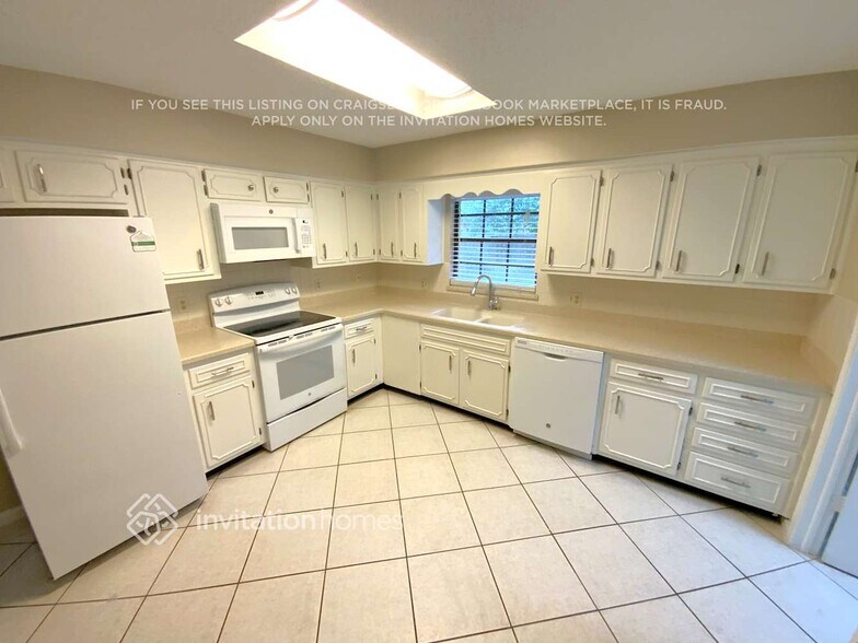 Building Photo - 9604 Wexford Rd