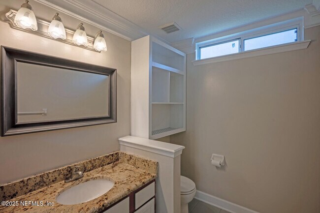 Building Photo - 2958 Lantana Lakes Dr E
