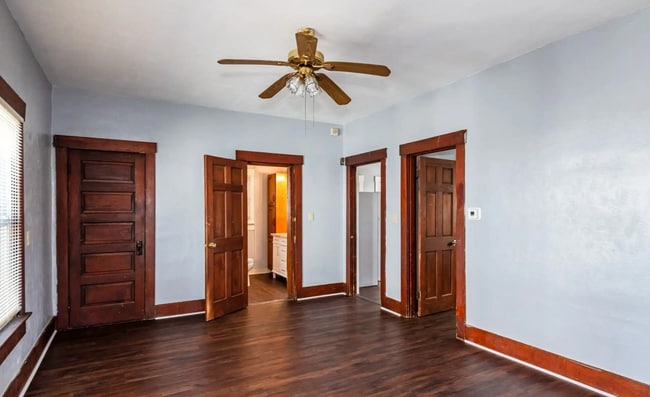 Building Photo - 44 S Harbine Ave