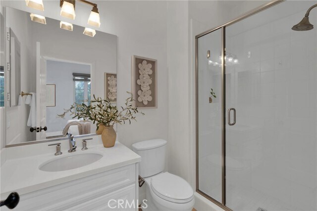 Building Photo - 67 Livia