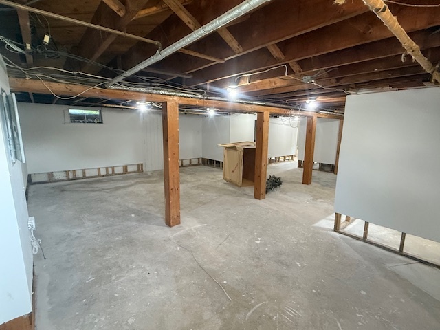 Building Photo - 74 Cutler St