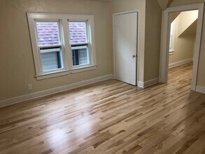 Building Photo - 2564 N Humboldt Blvd