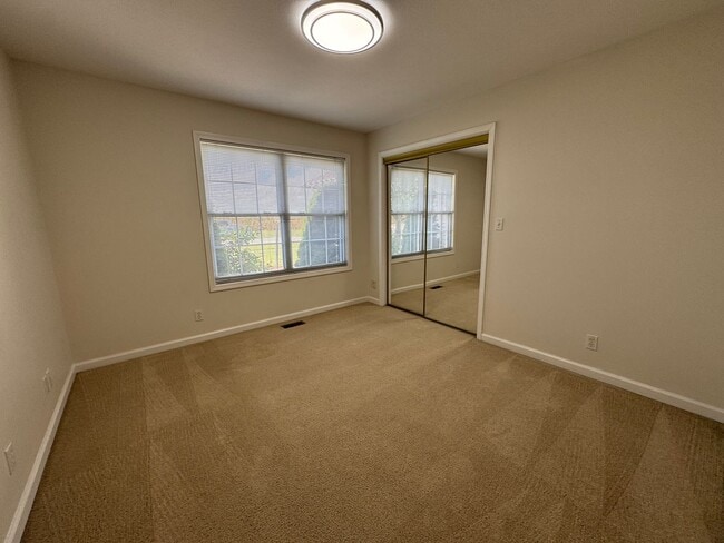 Building Photo - 4 Bedrooms, Big Yard & Top Schools – Don’t...
