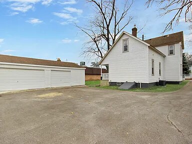 Building Photo - 10450 W 93rd Ave