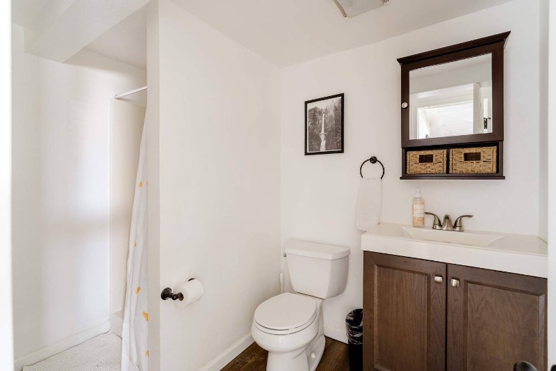 Building Photo - 2334 SE 8th Ave