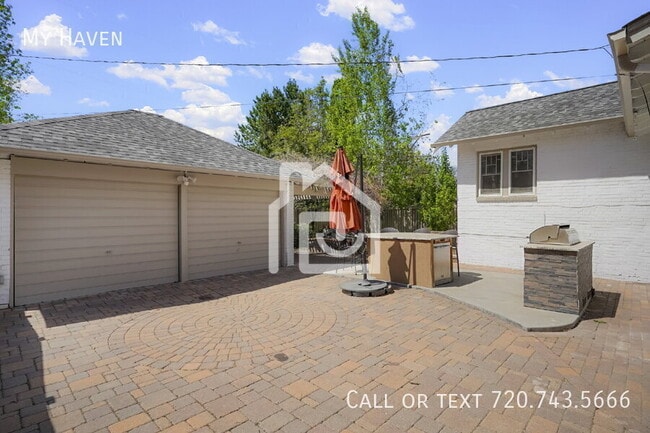 Building Photo - 771 Steele St