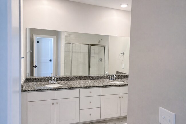 Building Photo - Brand New Townhome | 3 BR/2.5BA | 1-Car Garage | Near Downtown Mooresville