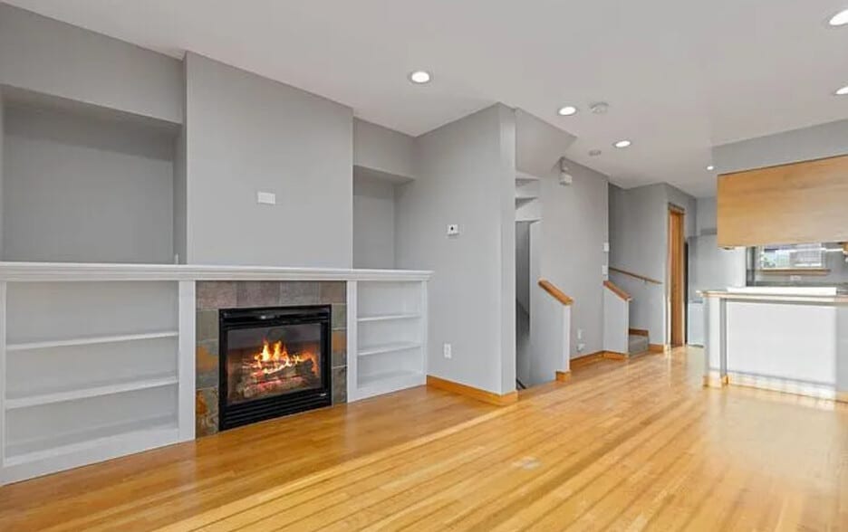 Primary Photo - 4535 41st Ave SW