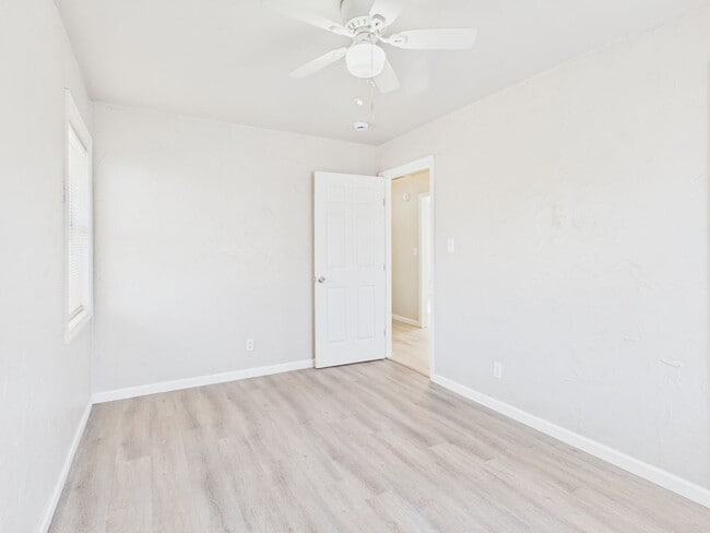 Building Photo - 3004 Westhaven Dr