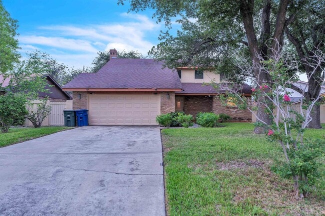 Building Photo - 901 Eden Ln