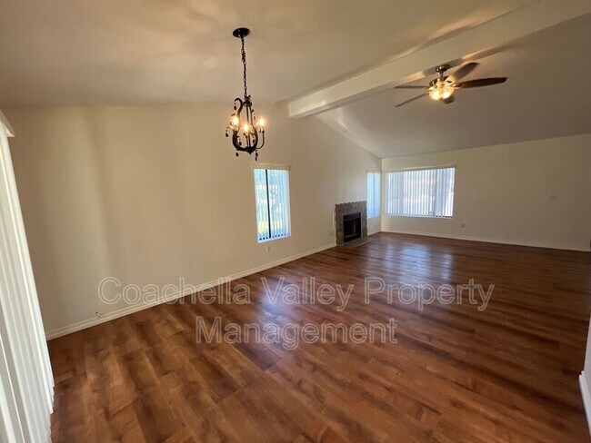 Building Photo - 40641 Schafer Pl