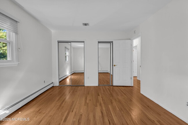 Building Photo - 1210 Tuxedo Pl