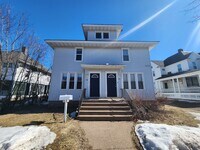 Building Photo - 731 3rd Ave