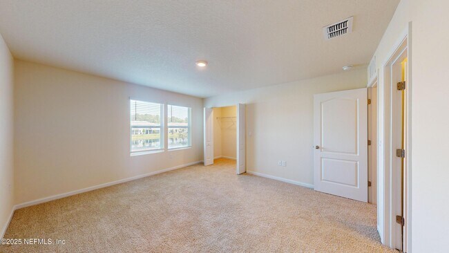 Building Photo - 67 Oarsman Xing Dr